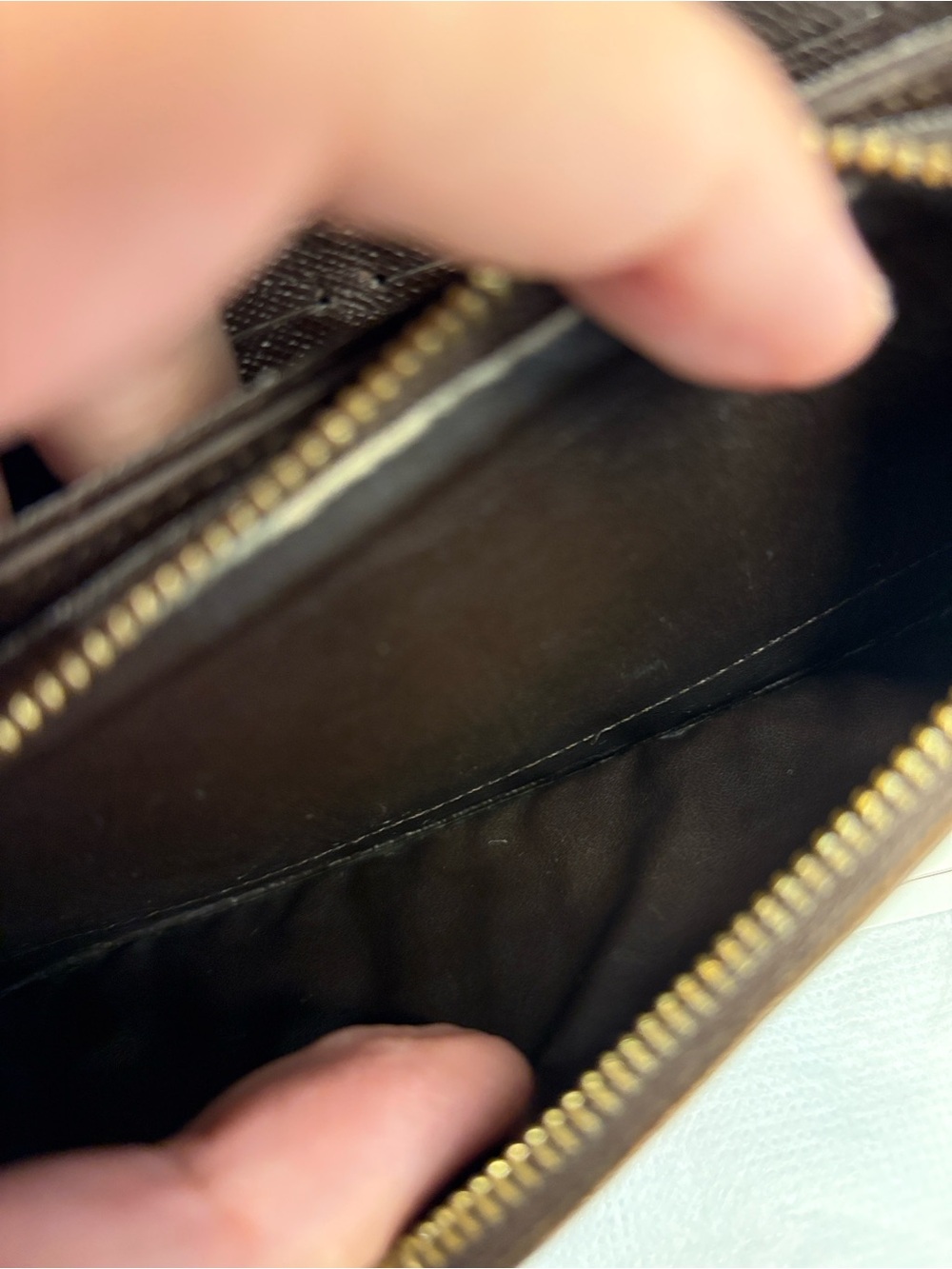 Louis Vuitton - Damiere Eben Compact Wallet - Picture 12 of 12
